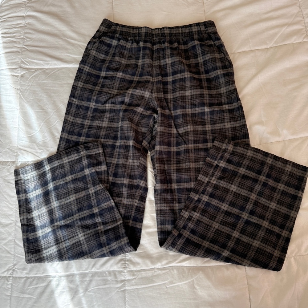 Uniqlo Flannel Pants - Picture 2 of 6
